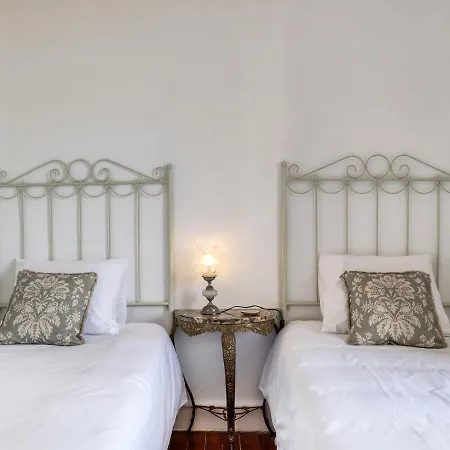 Апартаменти Typical House *