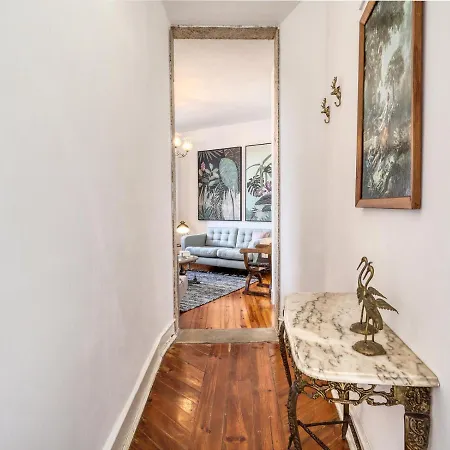 Typical House 리스본